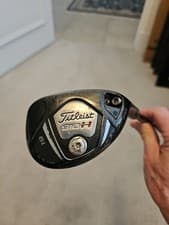Titleist 910 H Hybrid 19 degrees, Diamana Stiff Flex, New grip. Right-handed 