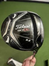 Titleist 917 D2 Driver 9.5° Stiff Flex Diamana 70 Graphite Shaft 